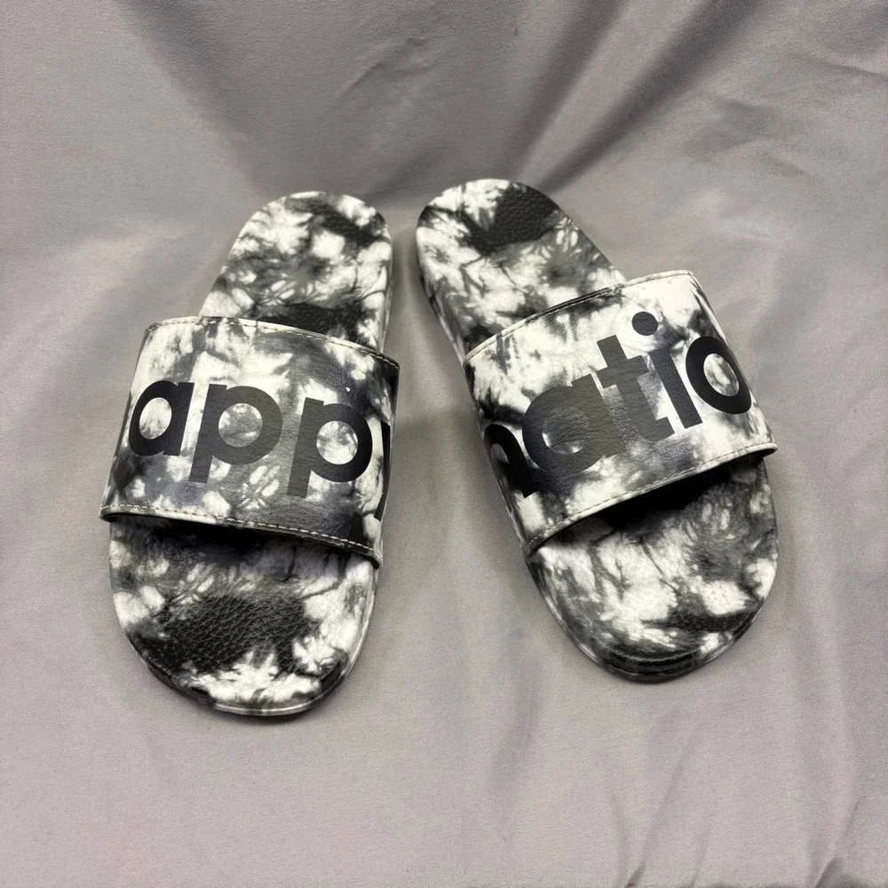 Happy Nation Kids Tie Dye Slide Sandal Black White Logo Slip On Shoes Size L 3-4